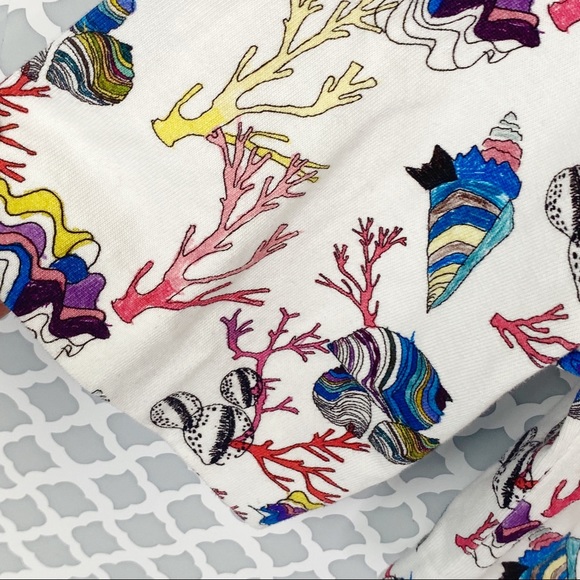 GUC & Other Stories Shell Algae Printed Crop Top - Picture 4 of 12